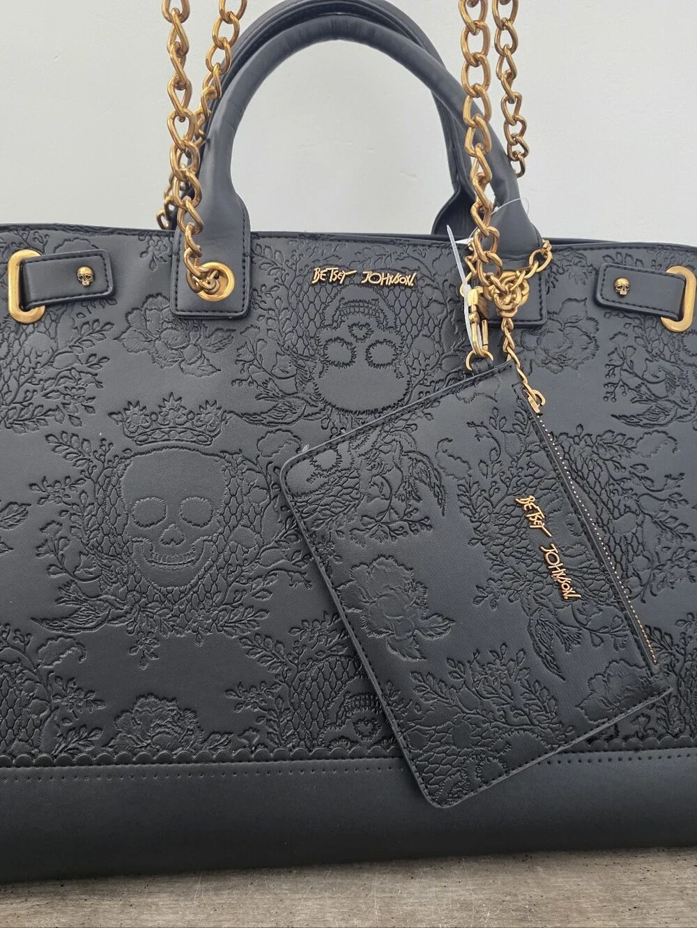 Betsey Johnson Skull Tote Bag Halloween Bag 2026 Collection